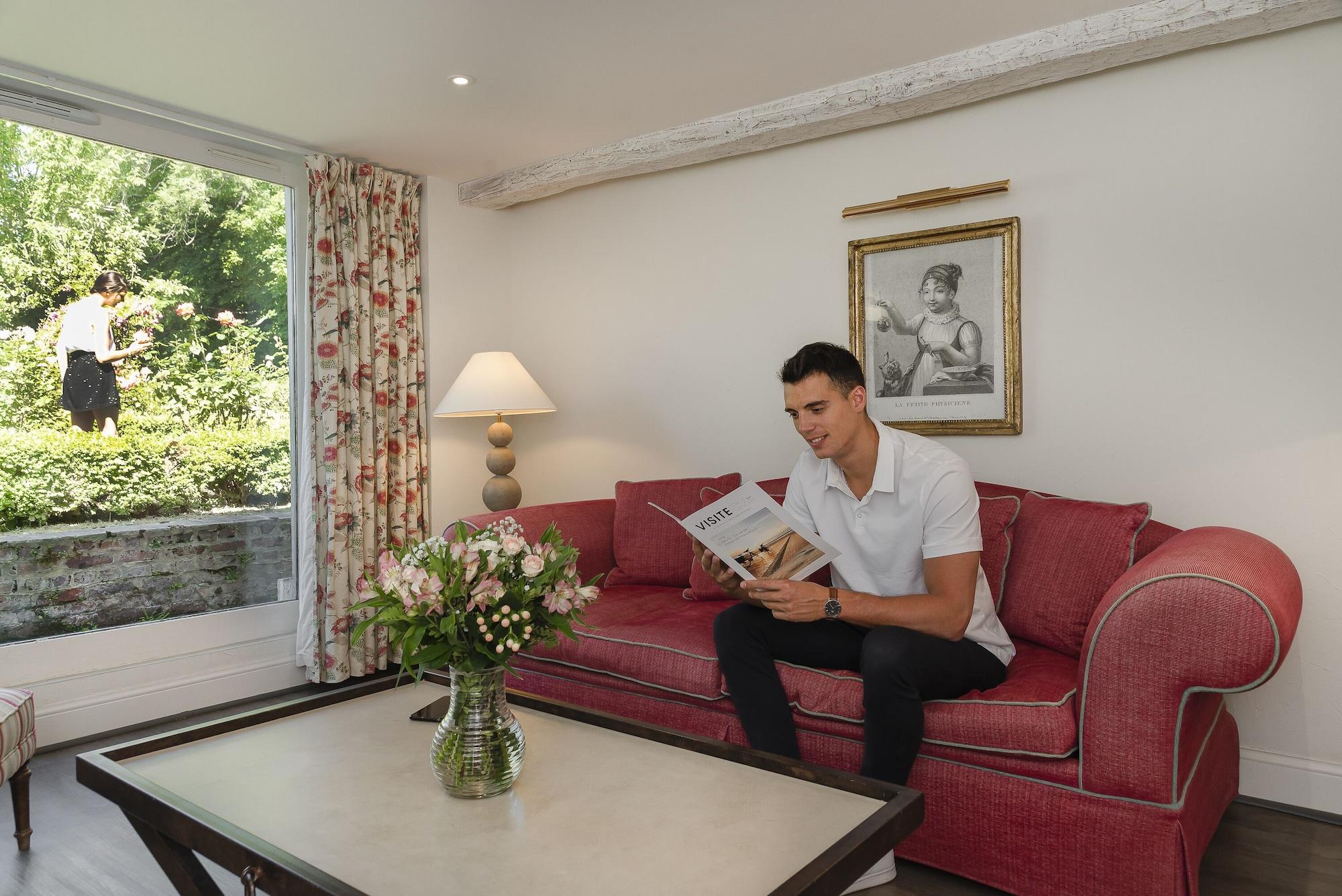 Hotel Chateau Clery Hesdin-lʼAbbé Екстериор снимка