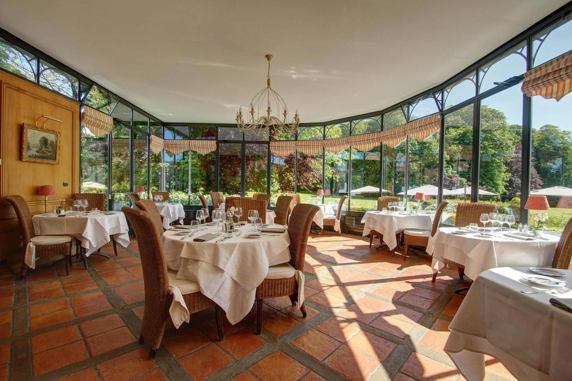 Hotel Chateau Clery Hesdin-lʼAbbé Екстериор снимка