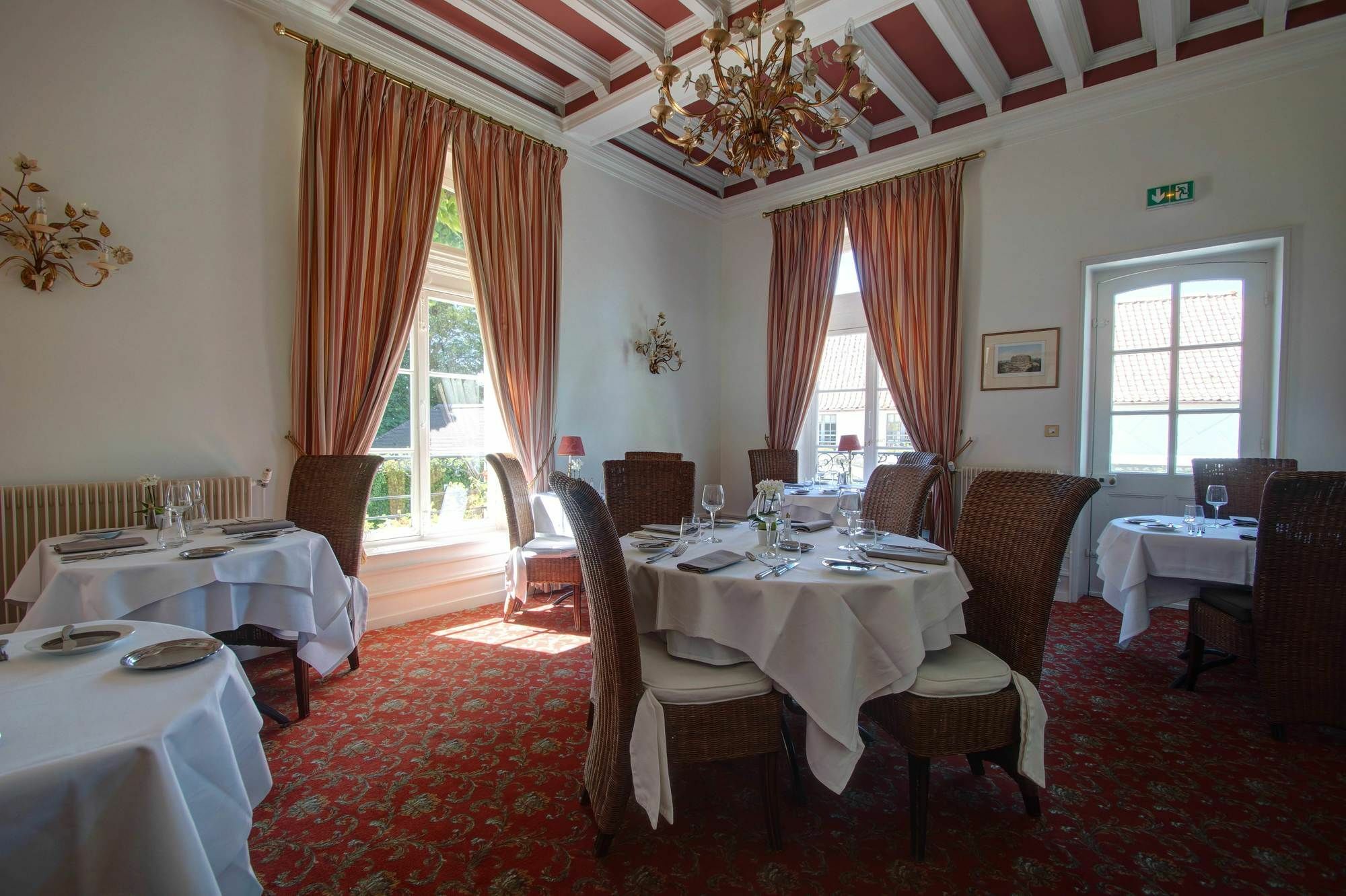 Hotel Chateau Clery Hesdin-lʼAbbé Екстериор снимка